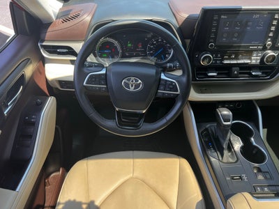2021 Toyota Highlander Hybrid XLE