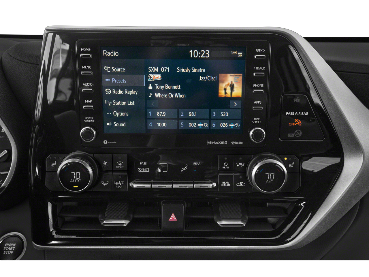 2021 Toyota Highlander XLE BACKED BY HUDSON