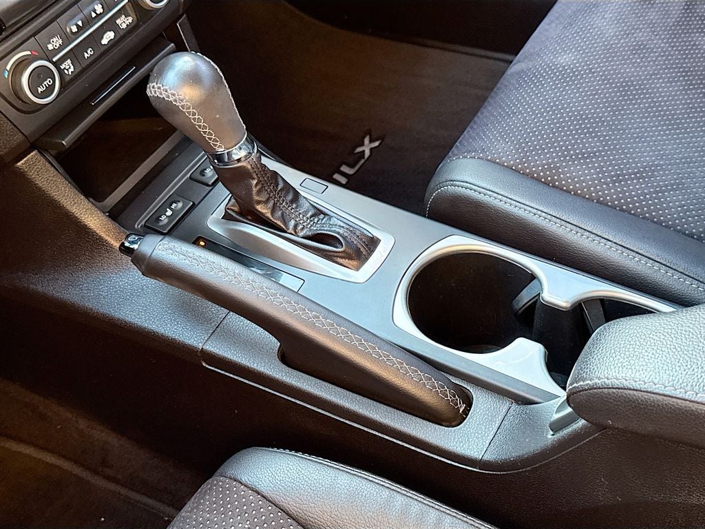 2016 Acura ILX 2.4L w/Technology Plus & A-SPEC Packages