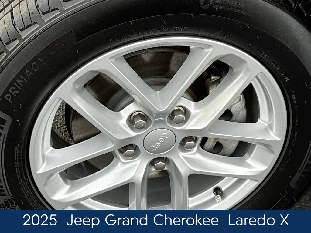 2025 Jeep Grand Cherokee Laredo X
