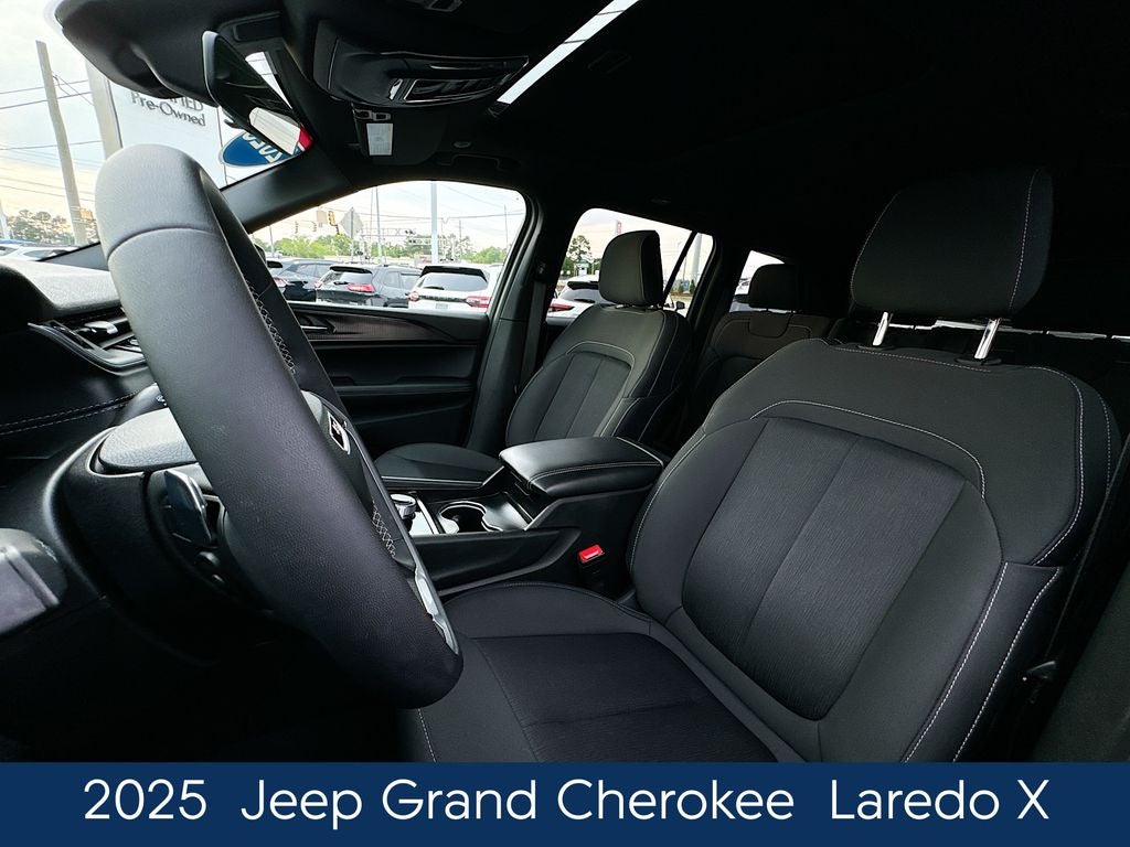 2025 Jeep Grand Cherokee Laredo X
