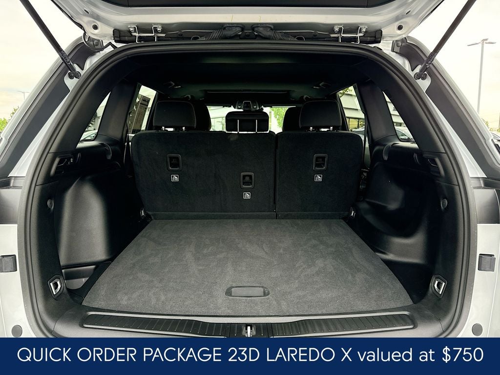 2025 Jeep Grand Cherokee Laredo X