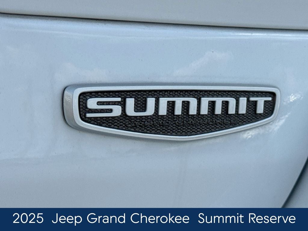 2025 Jeep Grand Cherokee Summit Reserve