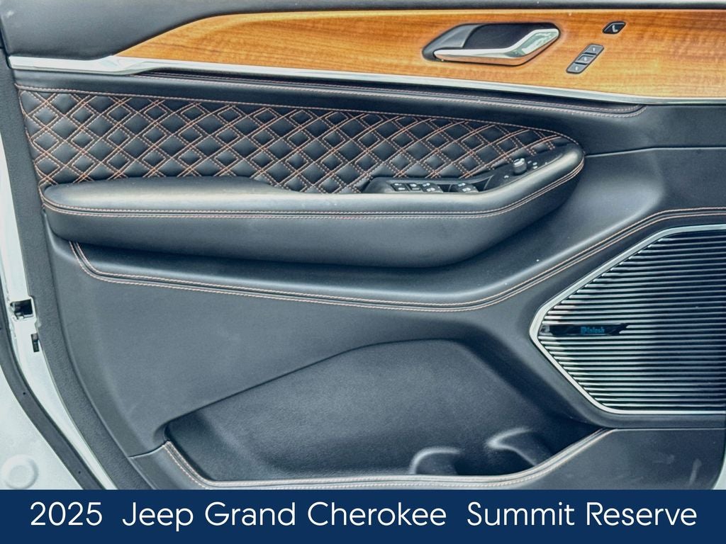 2025 Jeep Grand Cherokee Summit Reserve