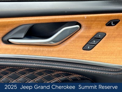 2025 Jeep Grand Cherokee Summit Reserve