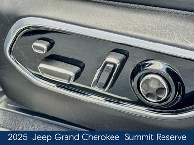 2025 Jeep Grand Cherokee Summit Reserve