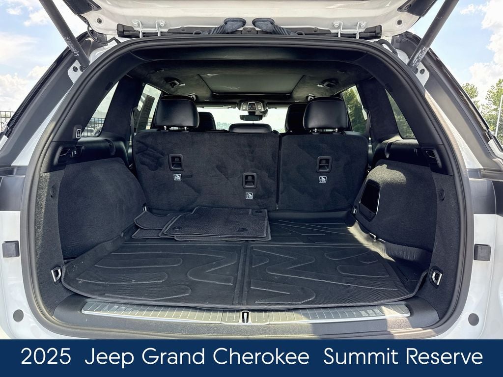 2025 Jeep Grand Cherokee Summit Reserve