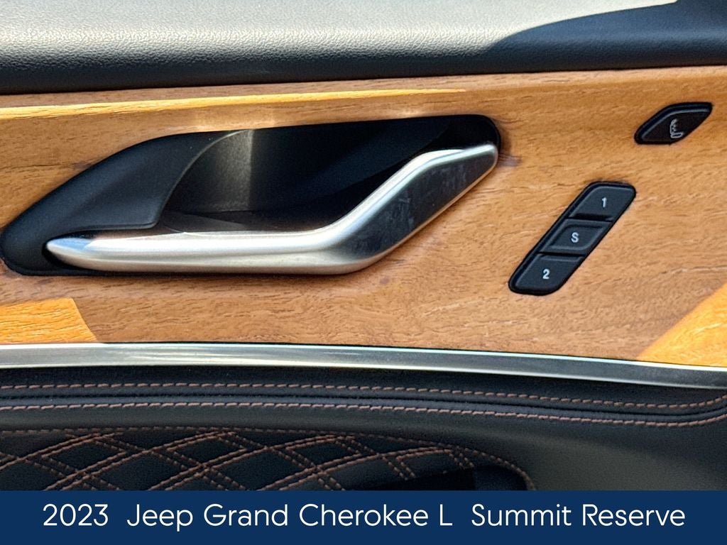 2023 Jeep Grand Cherokee L Summit