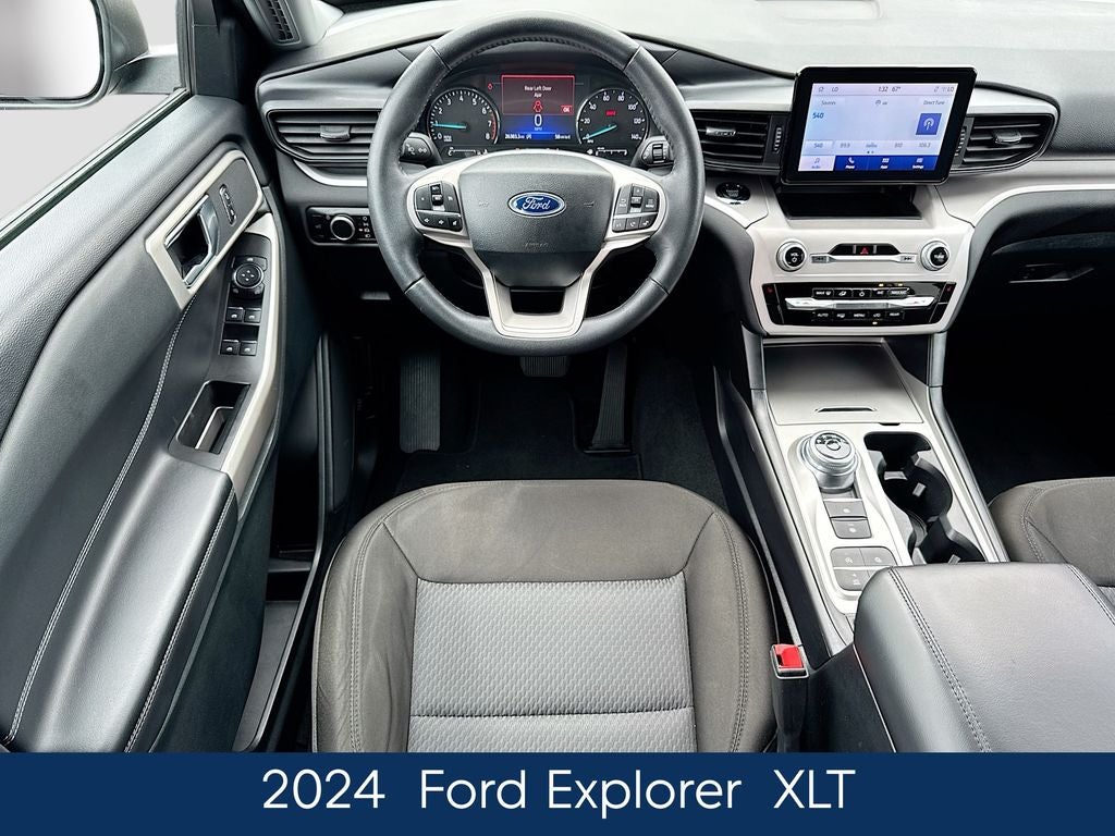2024 Ford Explorer XLT