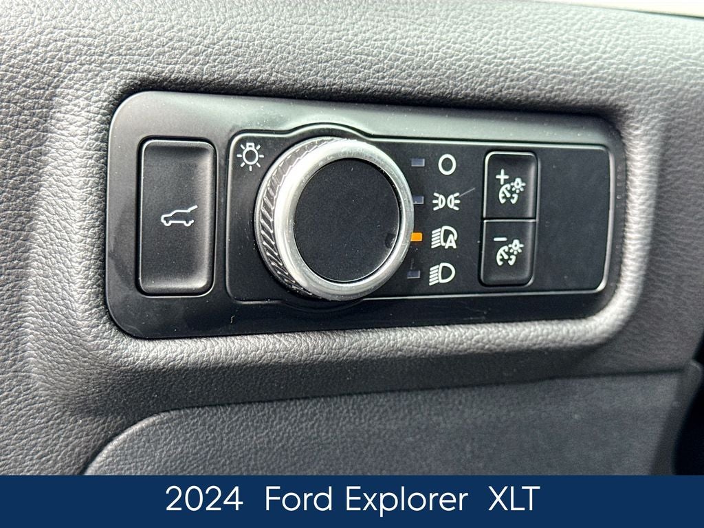 2024 Ford Explorer XLT