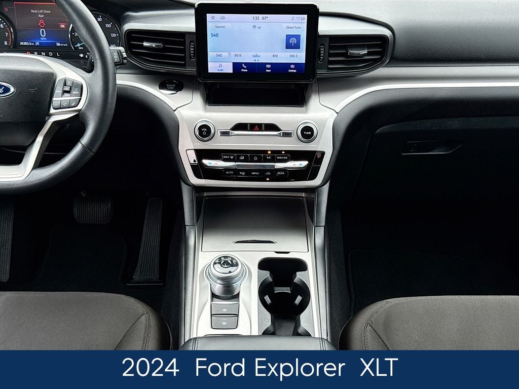 2024 Ford Explorer XLT
