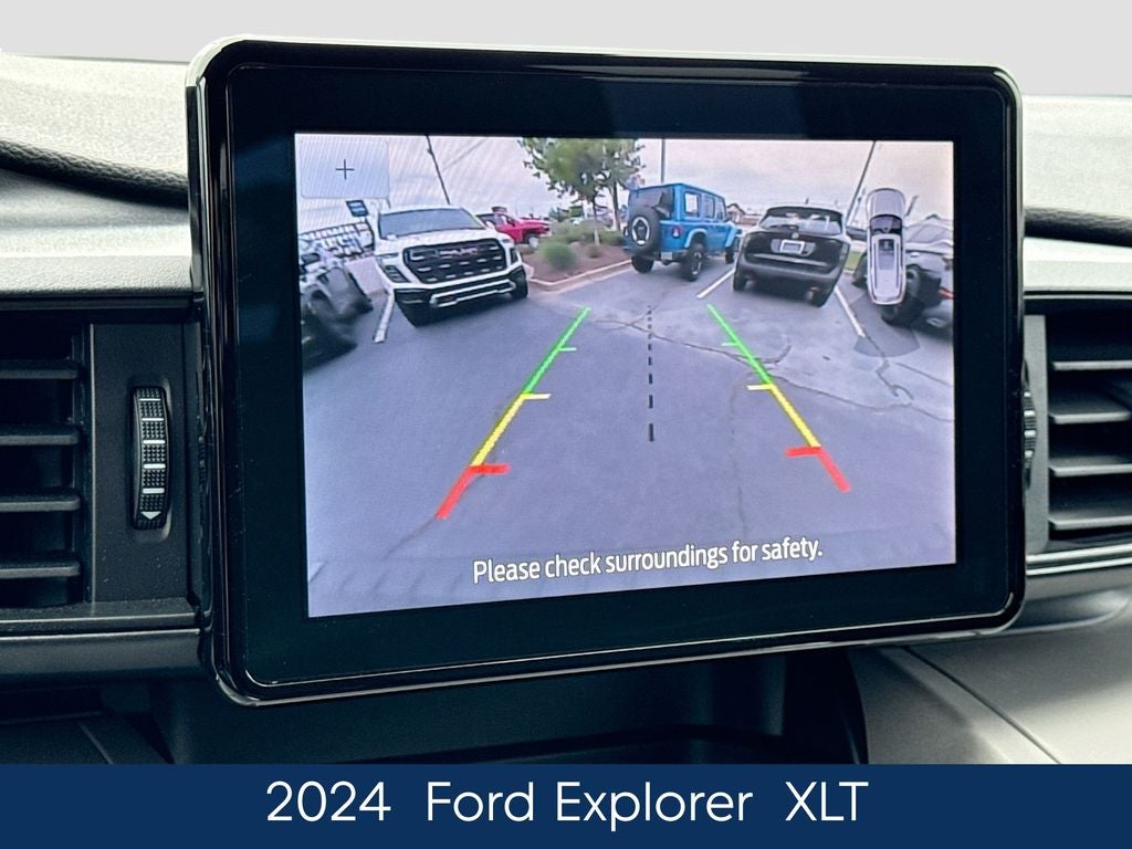 2024 Ford Explorer XLT