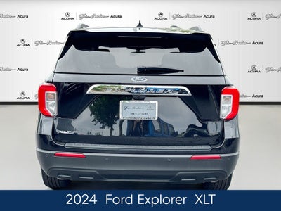 2024 Ford Explorer XLT