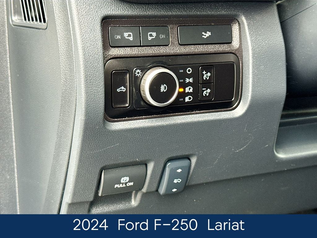 2024 Ford F-250SD Lariat