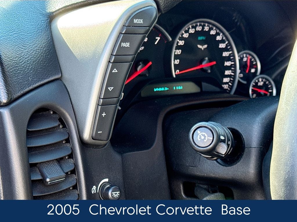 2005 Chevrolet Corvette Base