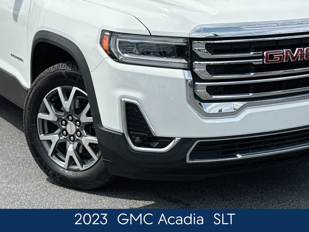 2023 GMC Acadia SLT