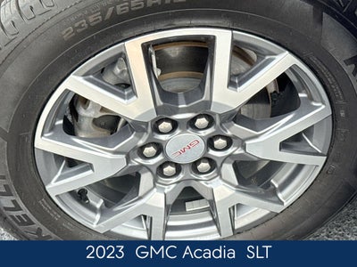 2023 GMC Acadia SLT