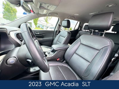 2023 GMC Acadia SLT