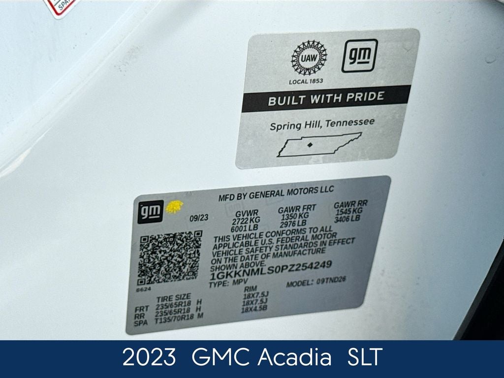2023 GMC Acadia SLT