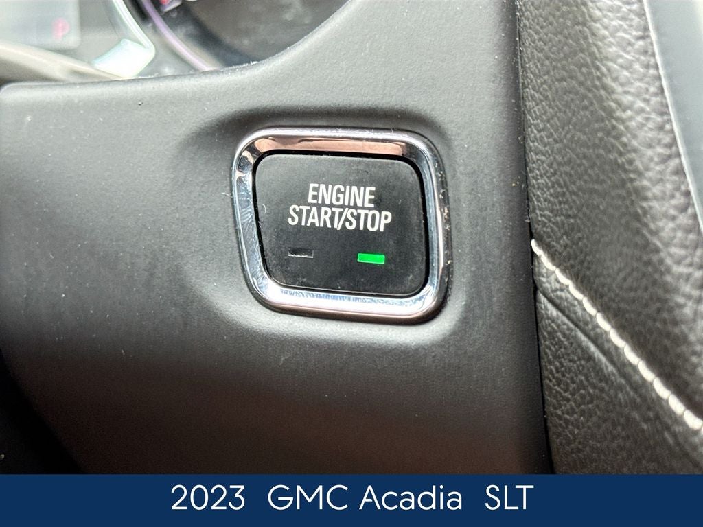 2023 GMC Acadia SLT