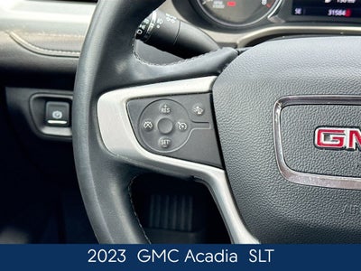 2023 GMC Acadia SLT