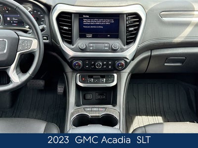 2023 GMC Acadia SLT
