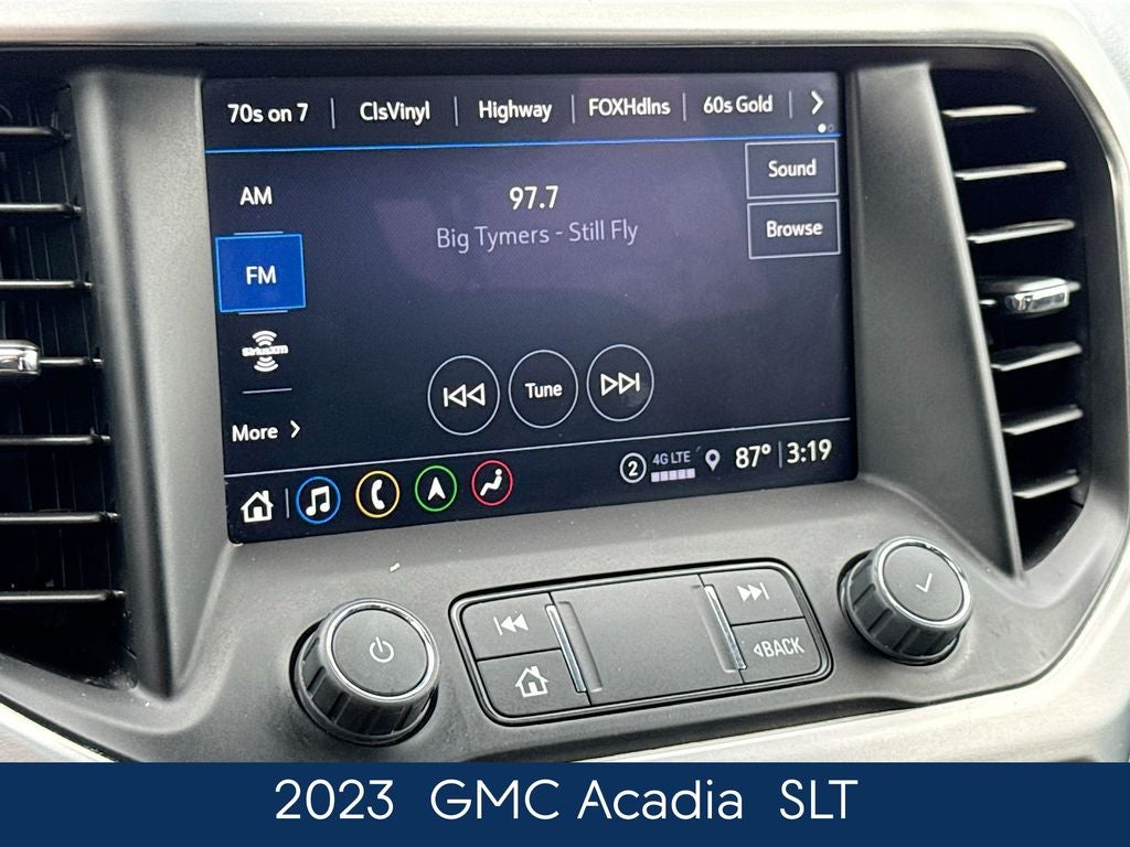 2023 GMC Acadia SLT