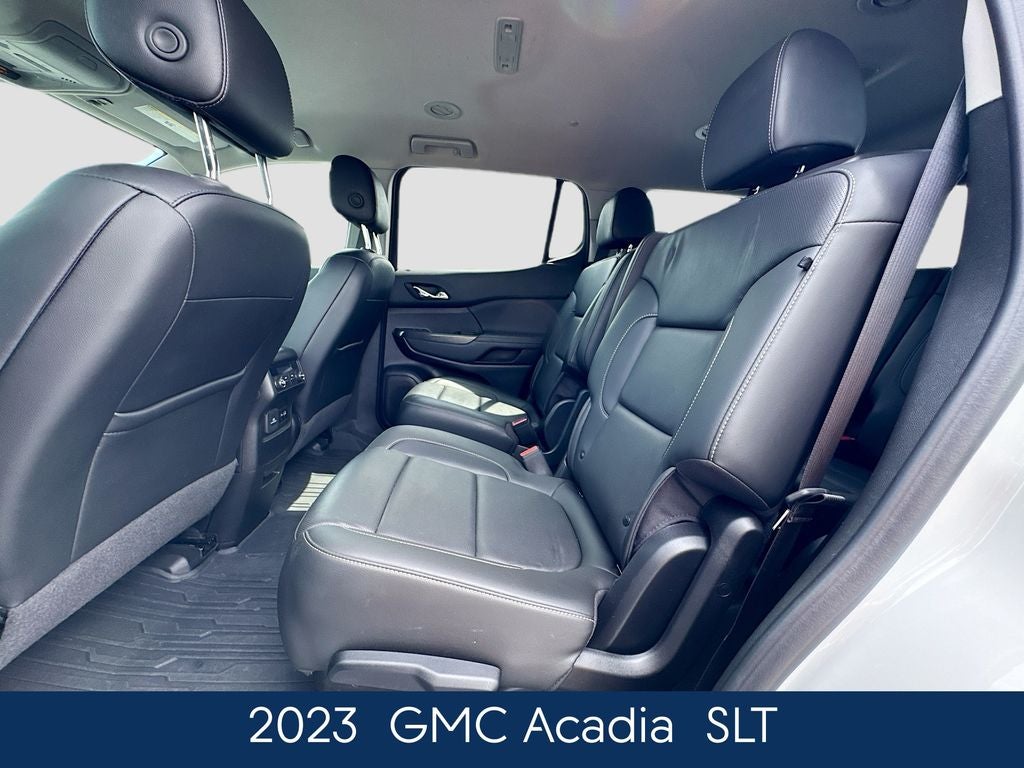 2023 GMC Acadia SLT