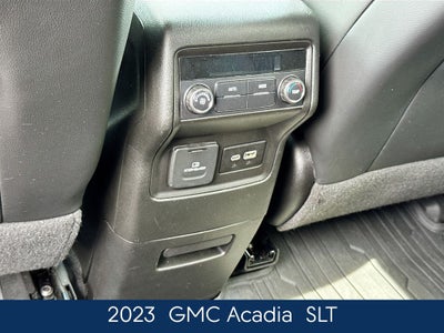 2023 GMC Acadia SLT