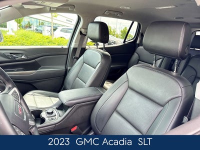 2023 GMC Acadia SLT