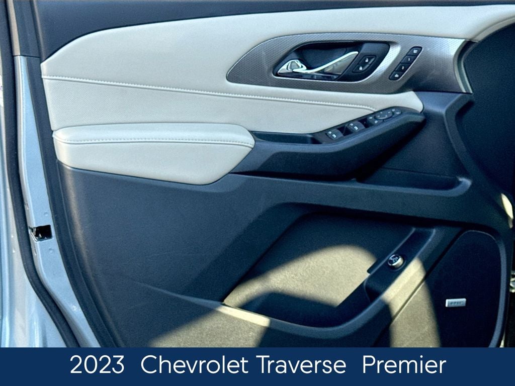 2023 Chevrolet Traverse Premier