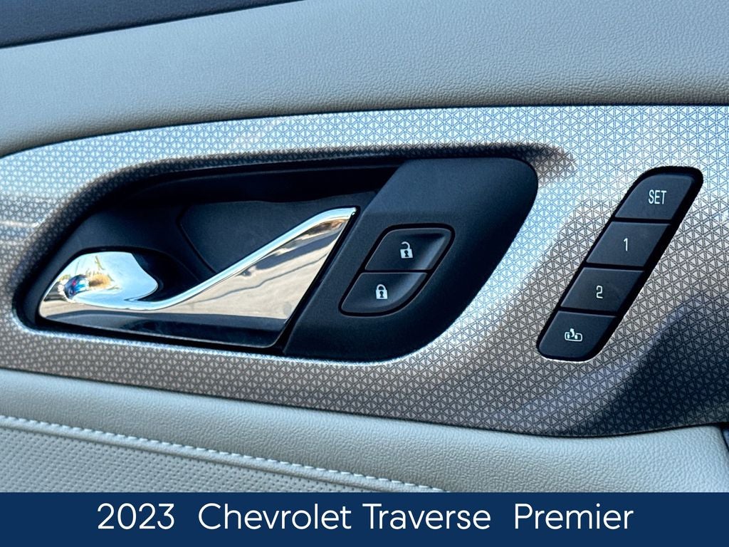2023 Chevrolet Traverse Premier