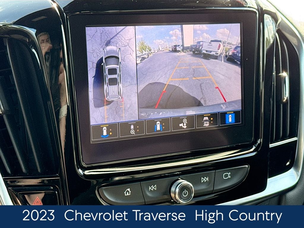 2023 Chevrolet Traverse High Country
