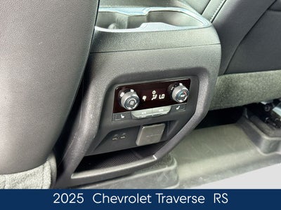 2025 Chevrolet Traverse RS