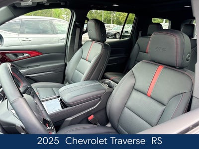 2025 Chevrolet Traverse RS