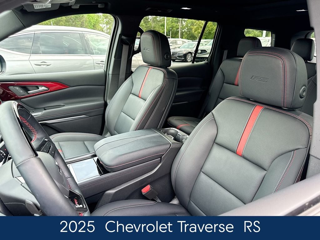 2025 Chevrolet Traverse RS