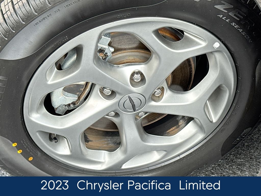 2023 Chrysler Pacifica Limited