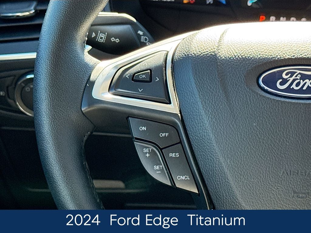 2024 Ford Edge Titanium