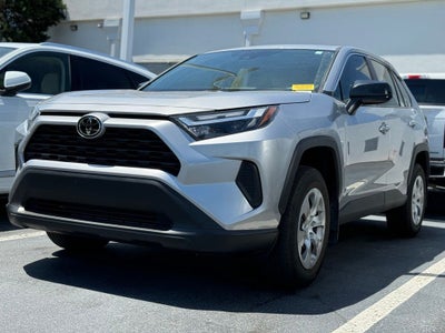 2025 Toyota RAV4 LE