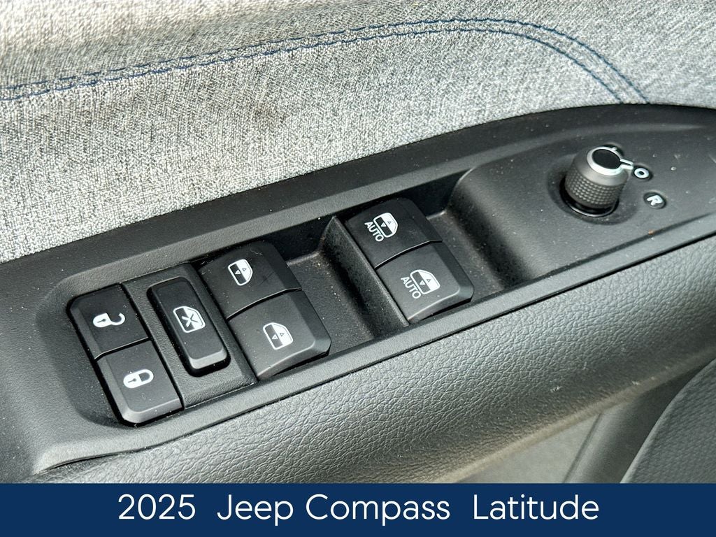 2025 Jeep Compass Latitude