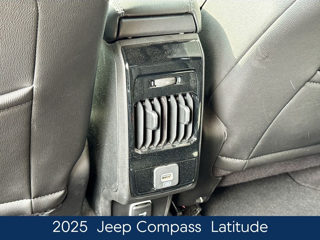 2025 Jeep Compass Latitude