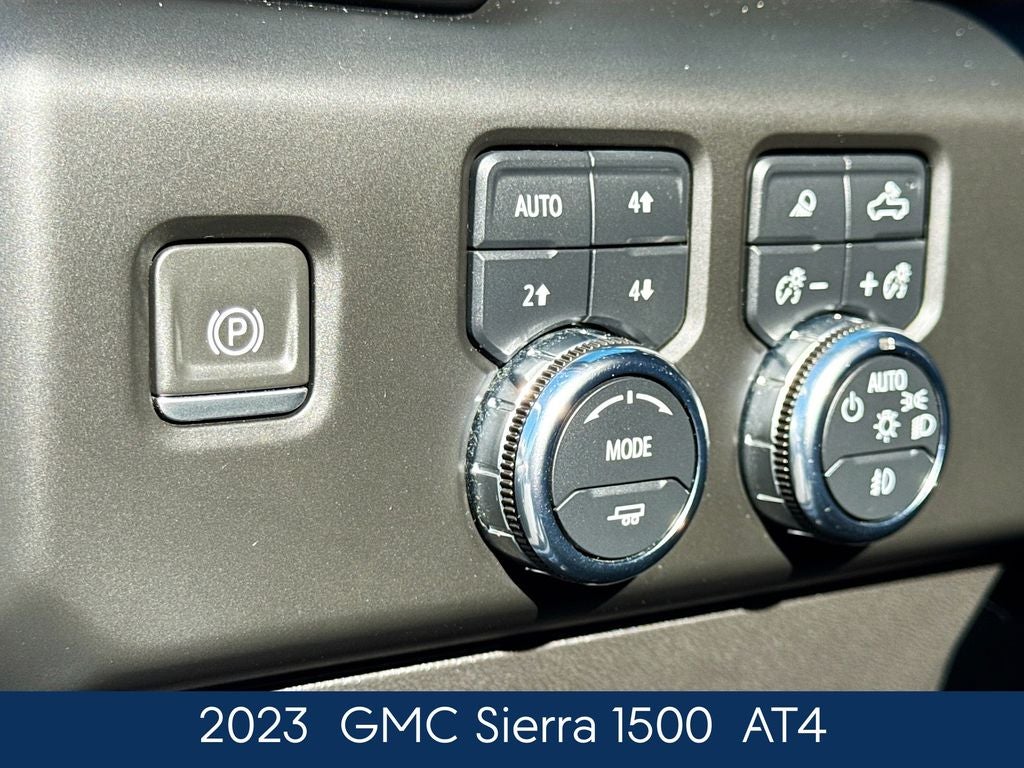 2023 GMC Sierra 1500 AT4