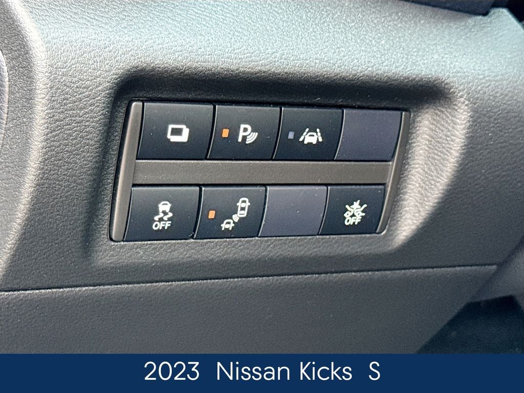 2023 Nissan Kicks S