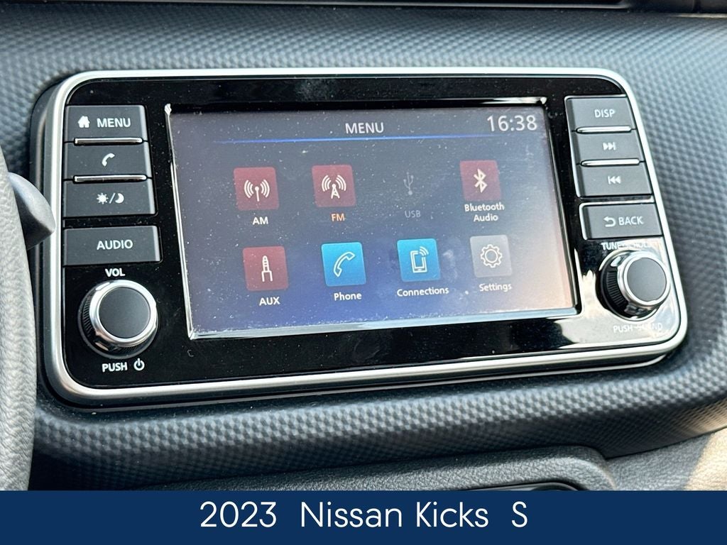 2023 Nissan Kicks S