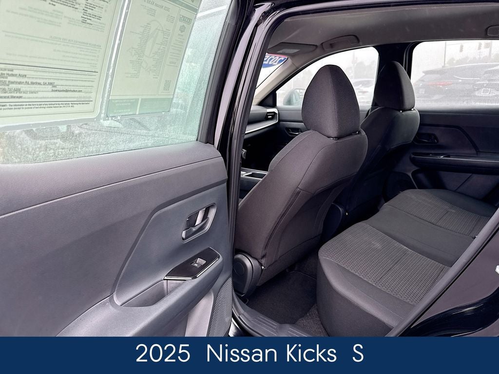 2025 Nissan Kicks S