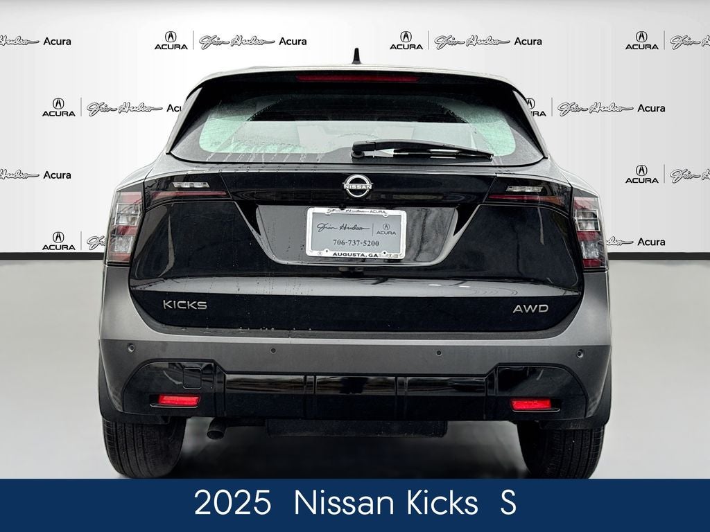 2025 Nissan Kicks S