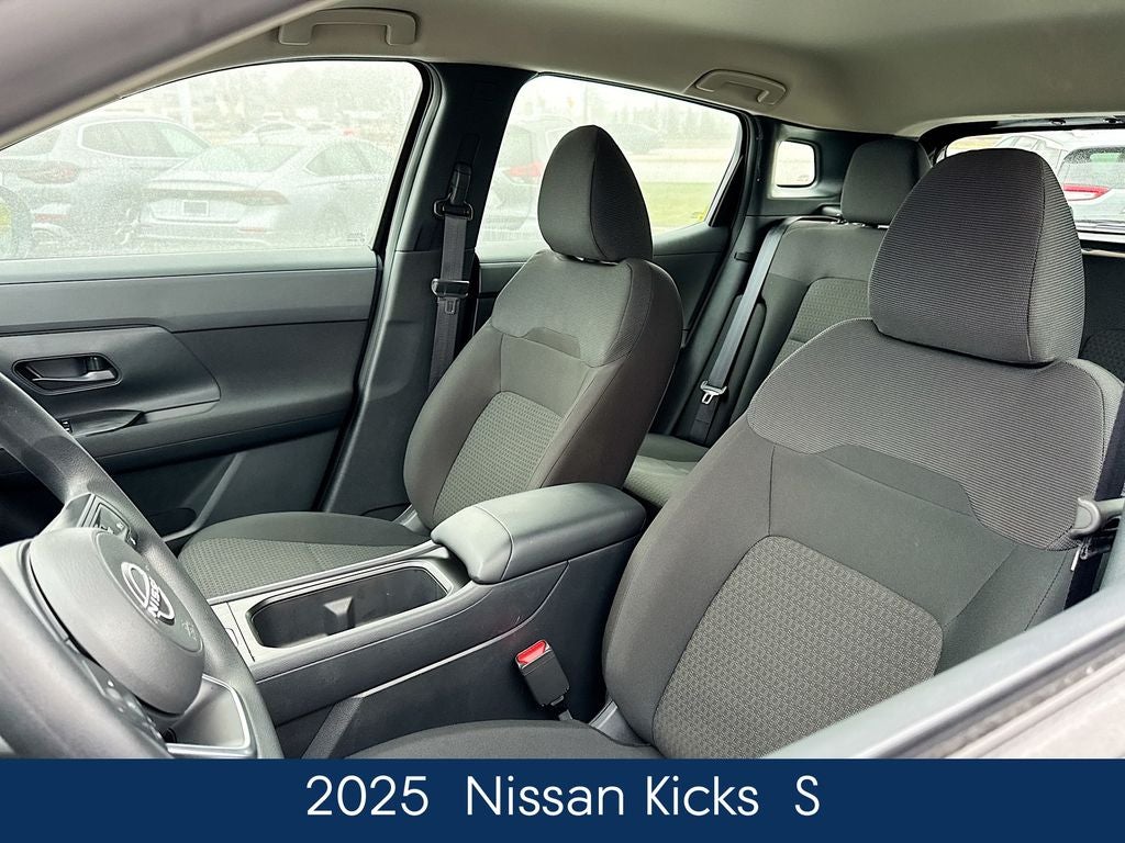2025 Nissan Kicks S