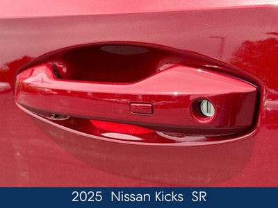 2025 Nissan Kicks SR