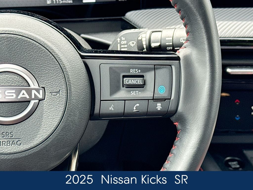 2025 Nissan Kicks SR