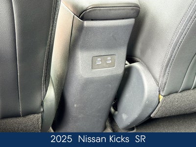 2025 Nissan Kicks SR